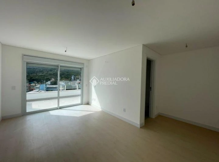 Cobertura dúplex de 3 dormitorios con terraza acristalada — photo 4