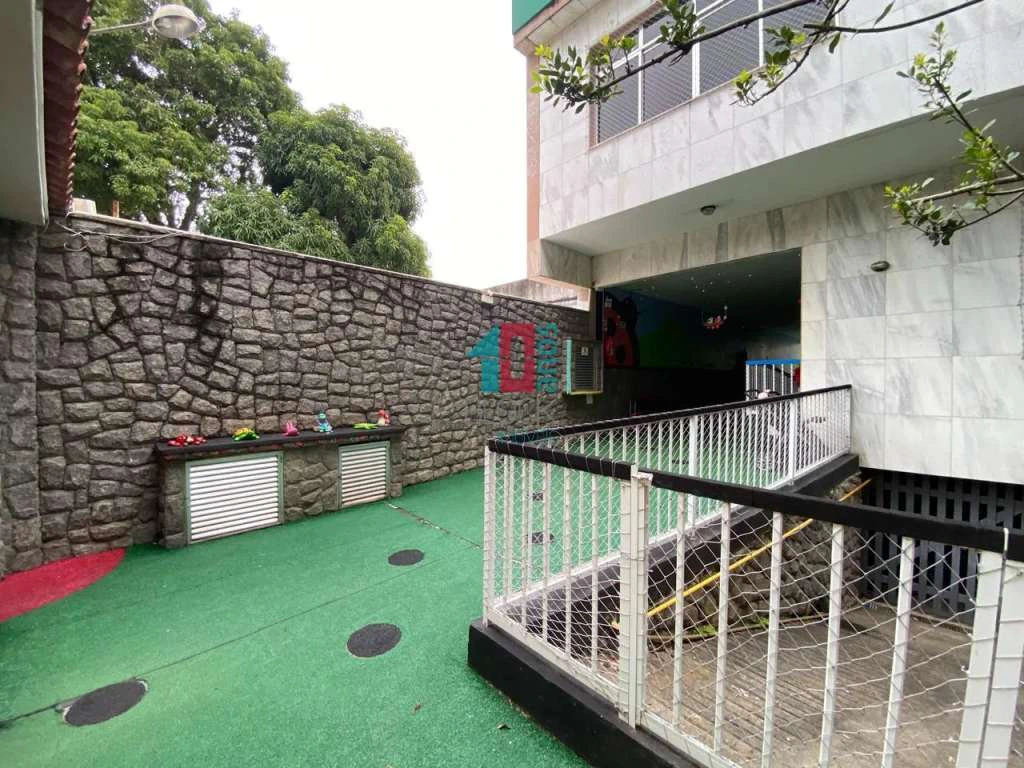 Casa duplex com 4 suítes e 6 banheiros, 450 m² — photo 3