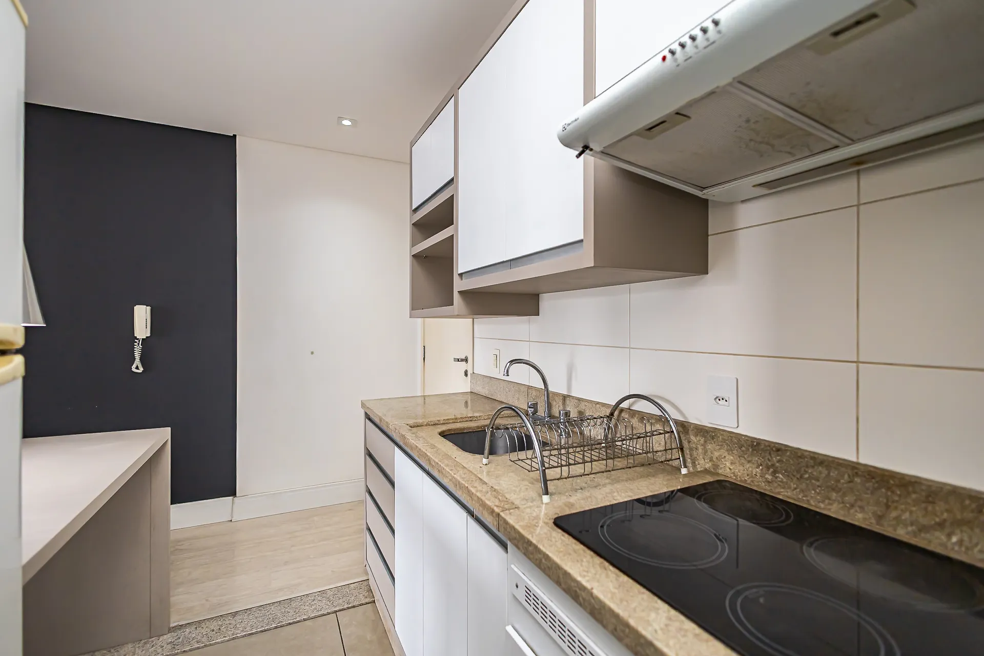Apartamento amueblado de 46 m² con 1 dormitorio y parking — photo 16