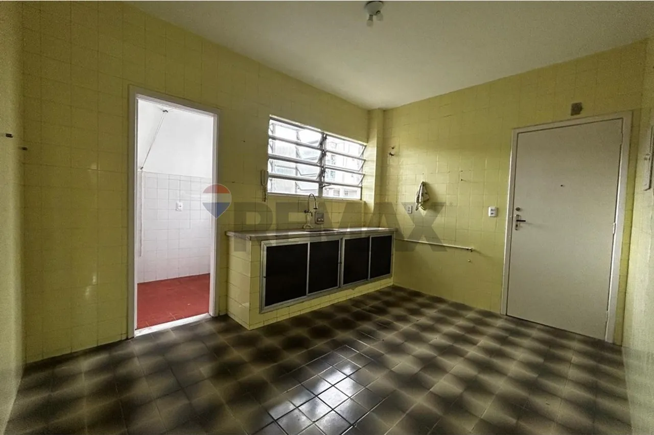 3-bedroom apartment with 3 bathrooms and 108 m² — photo 2