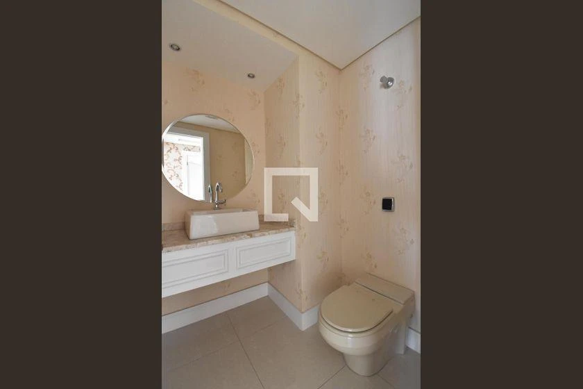 Ванна та 4 спальні: квартира 284 м² — photo 34