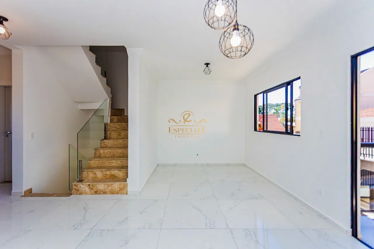 House in a condo with 3 bedrooms and 4 bathrooms — photo 4