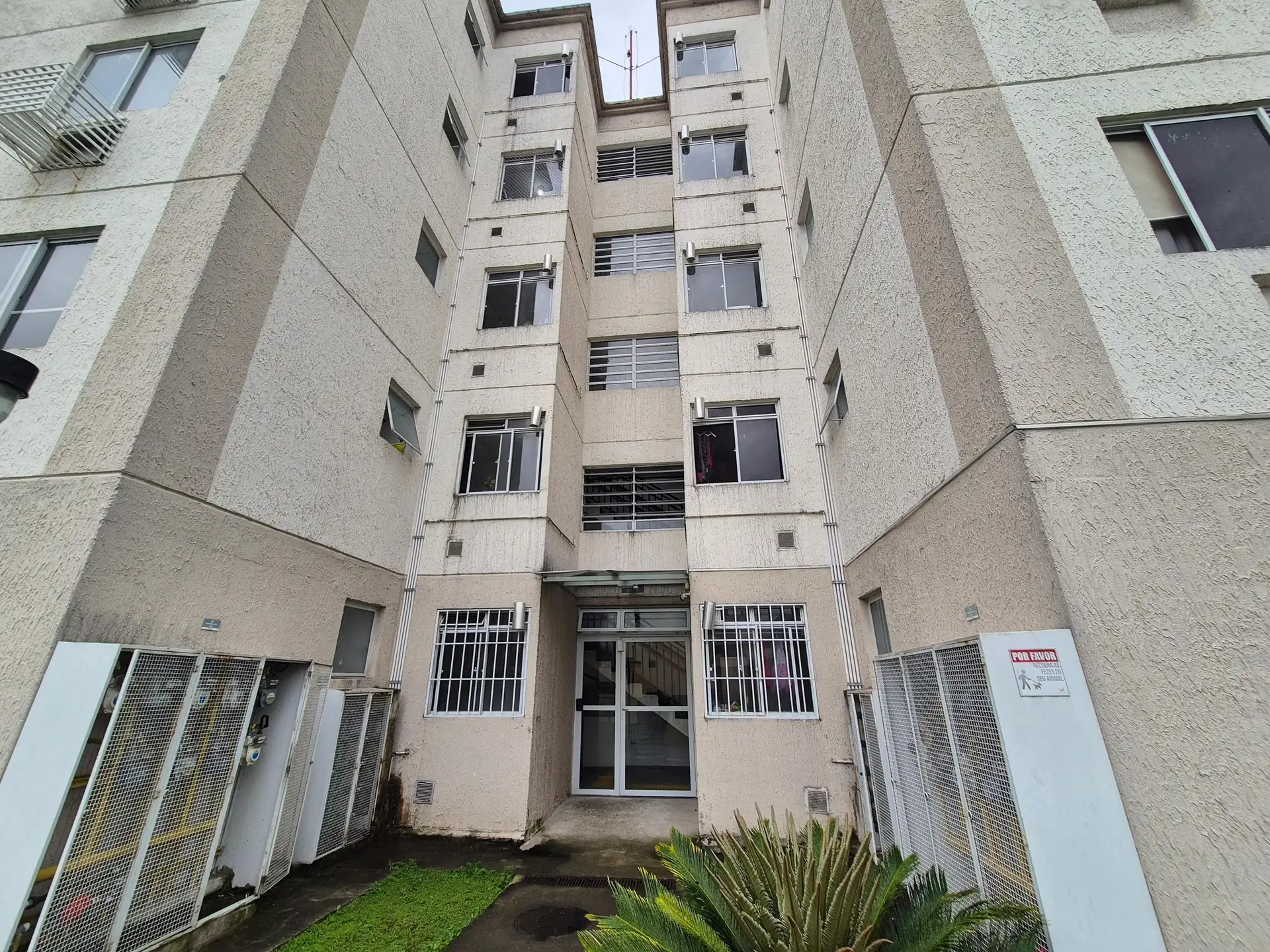 Apartamento mobiliado de 2 quartos com 1 banheiro — photo 23