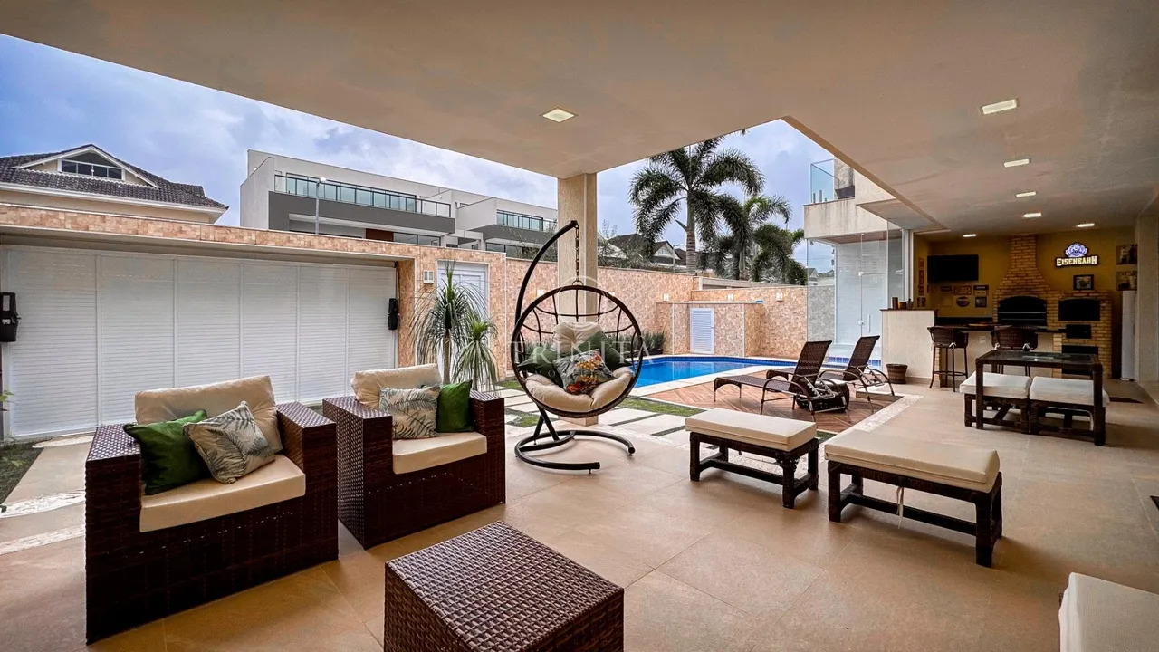 Condominium house with 5 bedrooms and balcony grill — photo 7