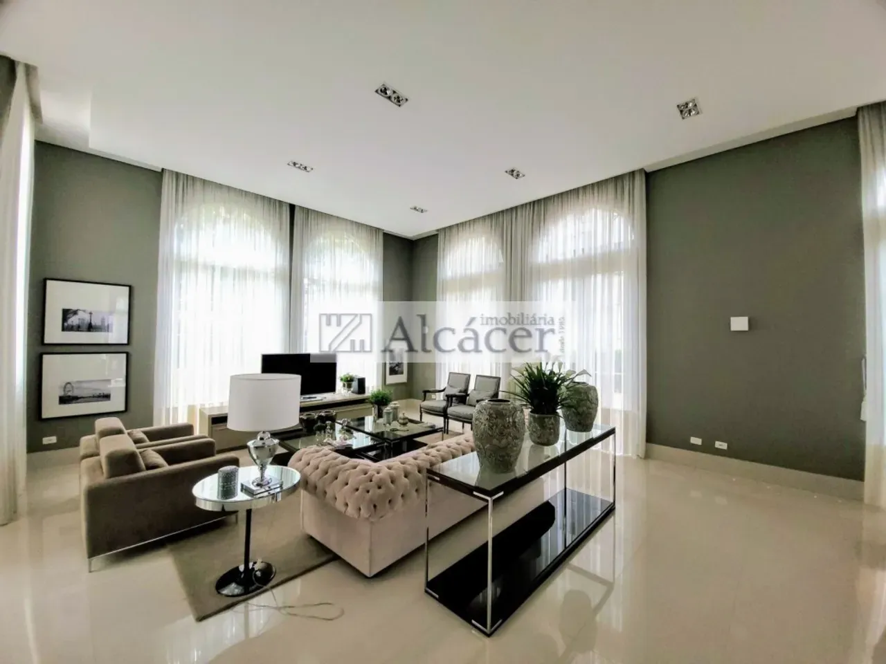 2-bedroom apartment in a building with a sauna — photo 29