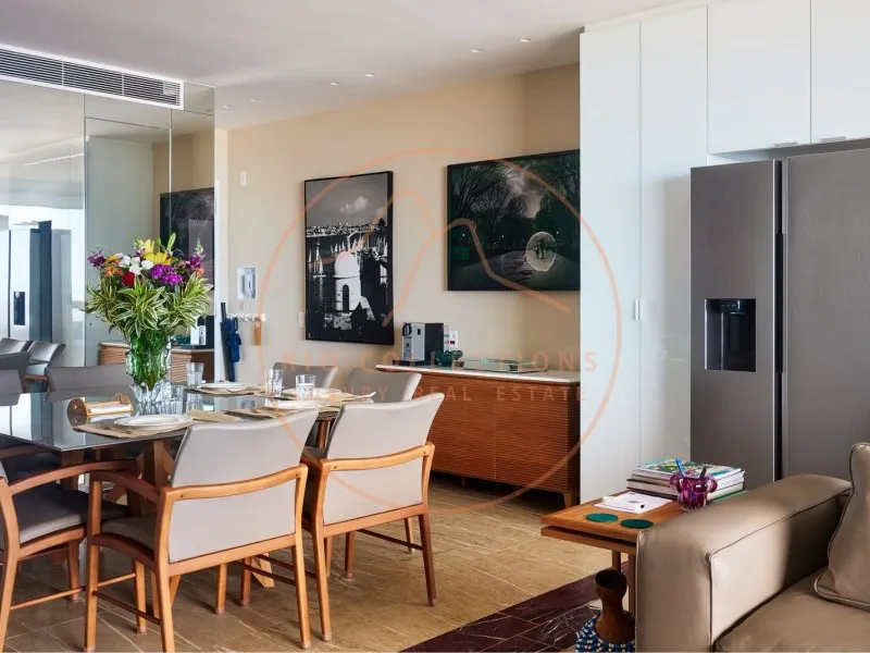 Furnished 2-bedroom, 2-bath apartment with integrated kitchen — photo 23