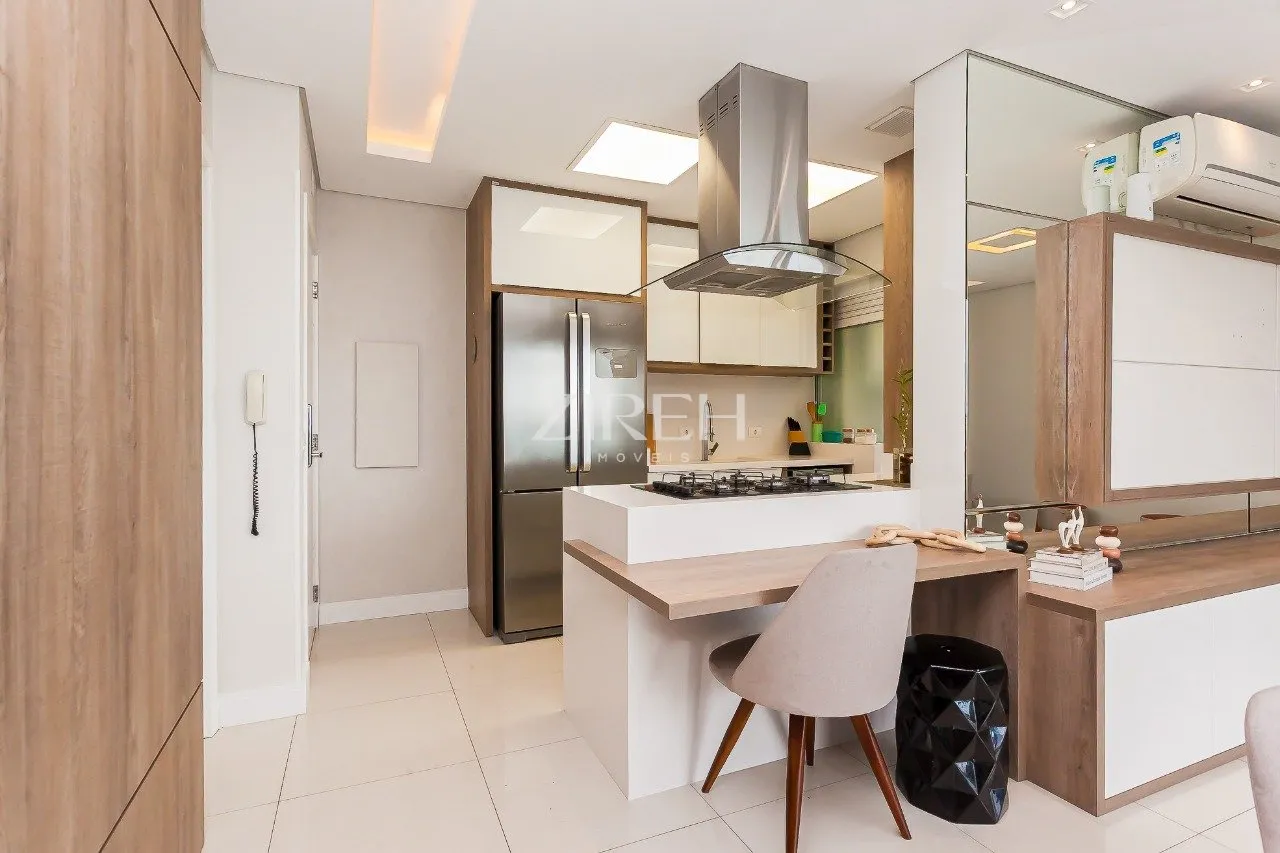 3-bedroom apartment in a building with a gym — photo 13