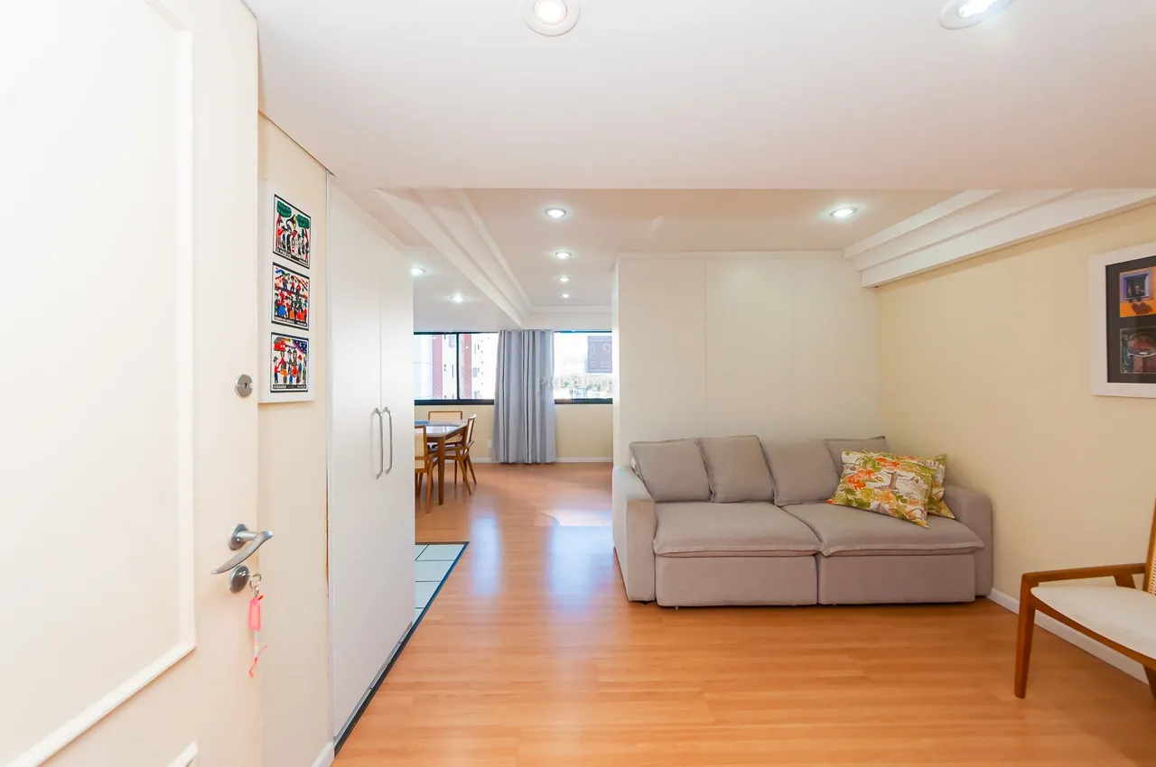 Furnished studio with 1 bedroom and 1 bathroom, 62 m² — photo 2