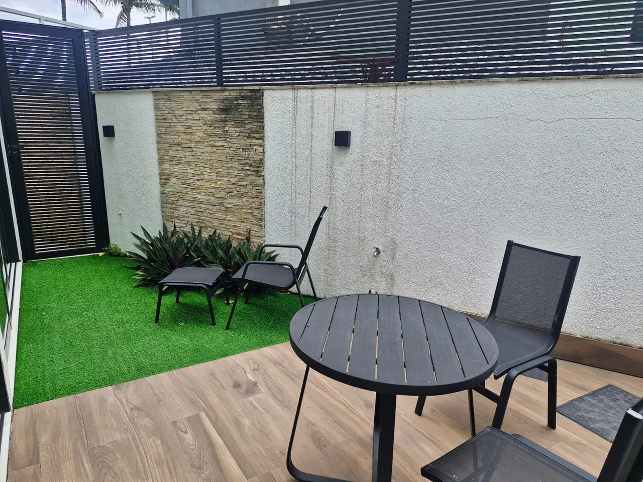 Furnished house, 280 m², with a water view — photo 16