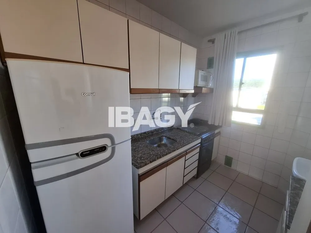 Apartamento amueblado de 1 dormitorio con balcón y 42 m² — photo 2