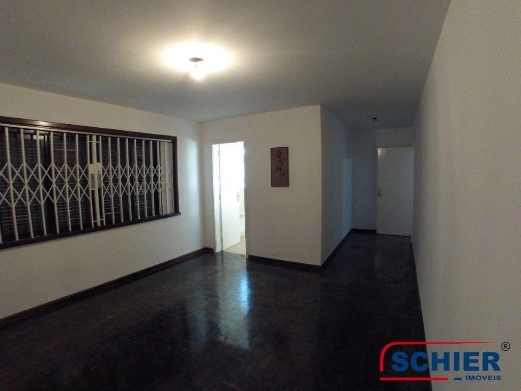 Casa térrea com 5 quartos e 10 vagas no total — photo 47
