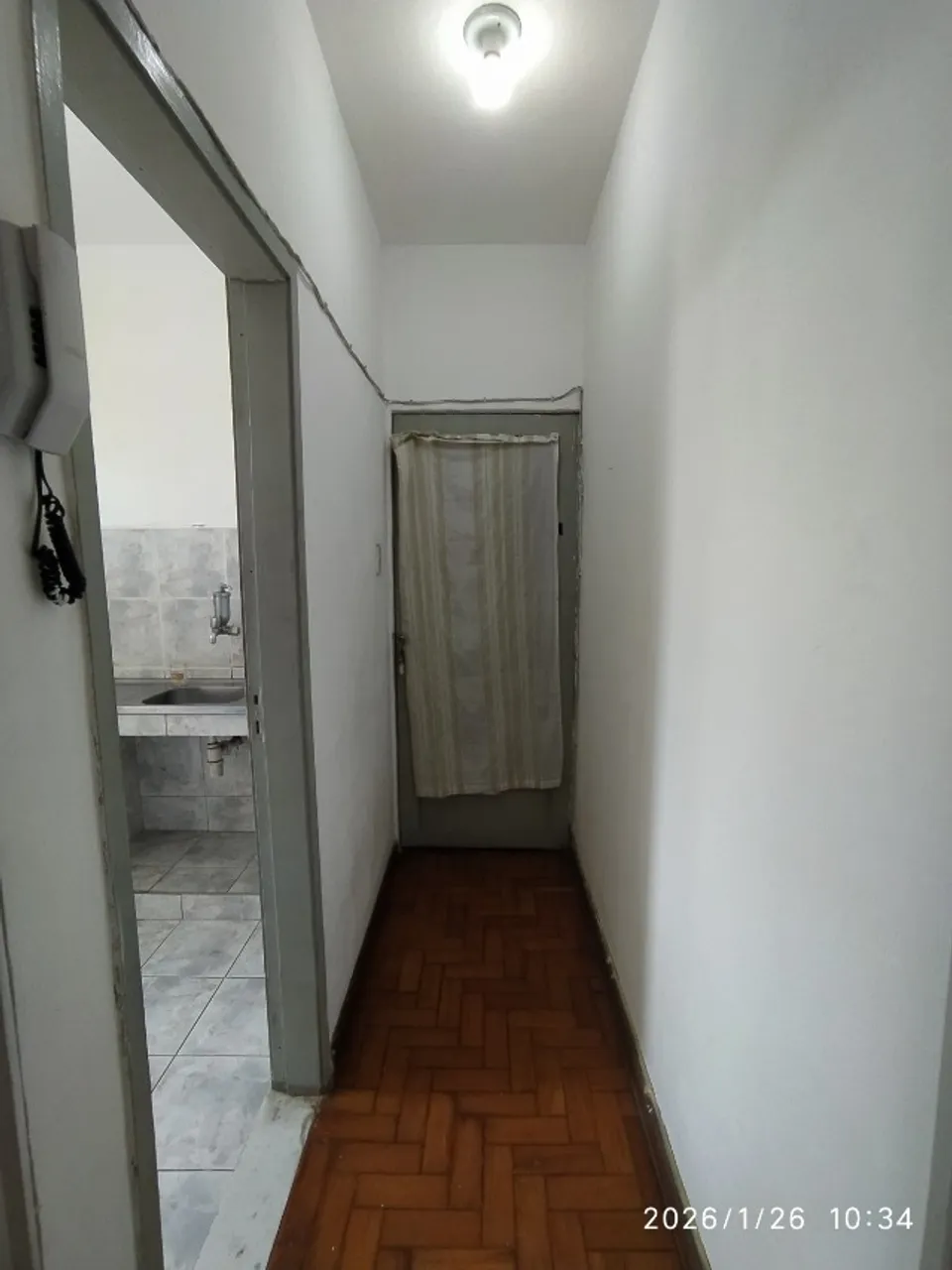 Квартира з 1 спальнею, зоною прання та балконом — photo 15