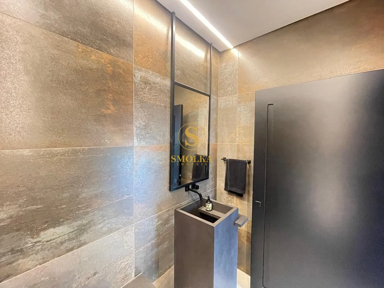 Меблированный дом 645 м² с 5 спальнями и 7 санузлами — photo 61