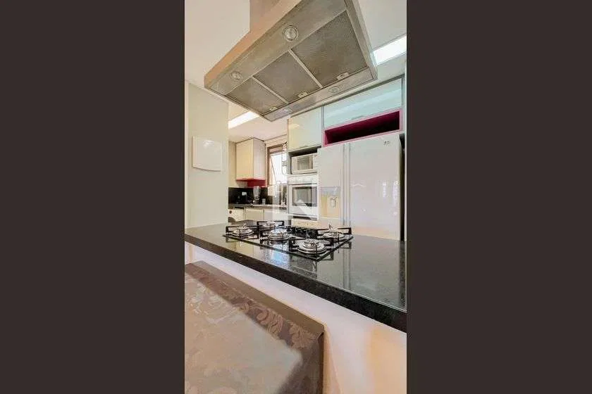 Робоче місце та 1 спальня: квартира 61 м² — photo 15