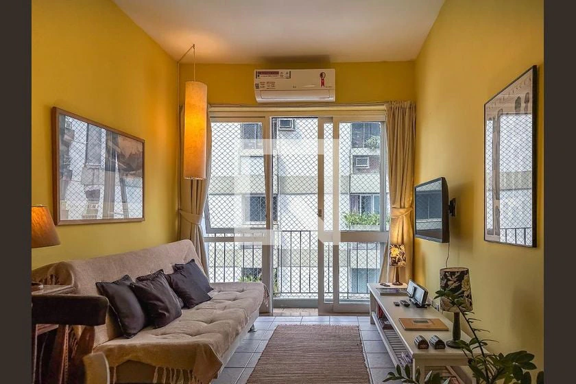 1-bedroom apartment with 2 bathrooms and a balcony — photo 14