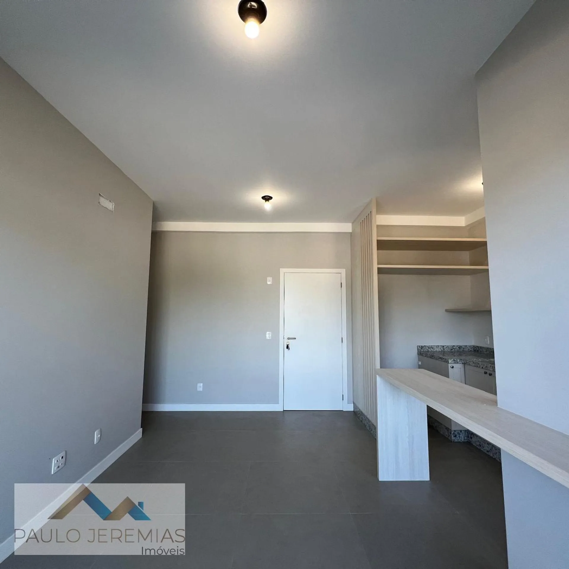 Furnished apartment, 65 m², with floor-to-ceiling windows — photo 8