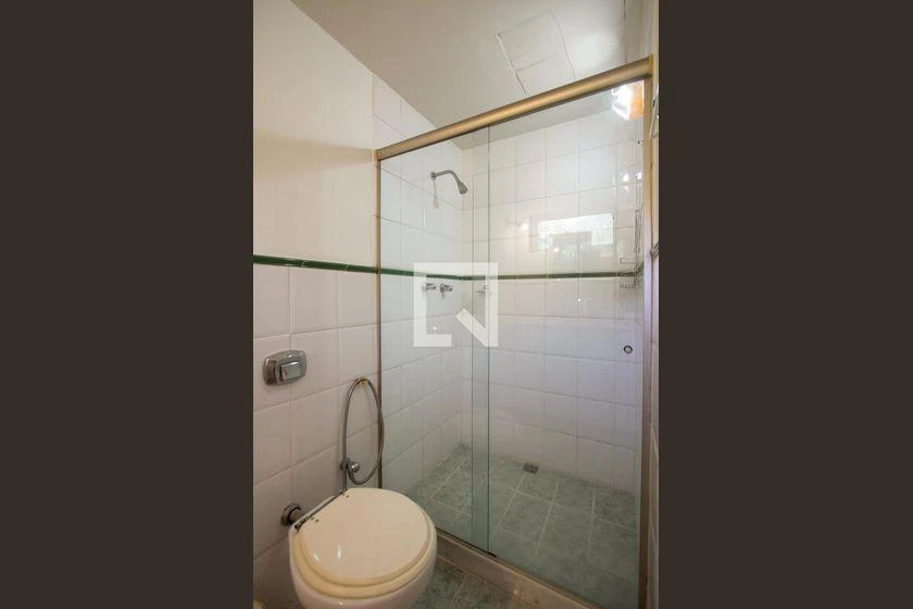 Меблированный дом с 4 спальнями и 3 сьютами, 450 м² — photo 45