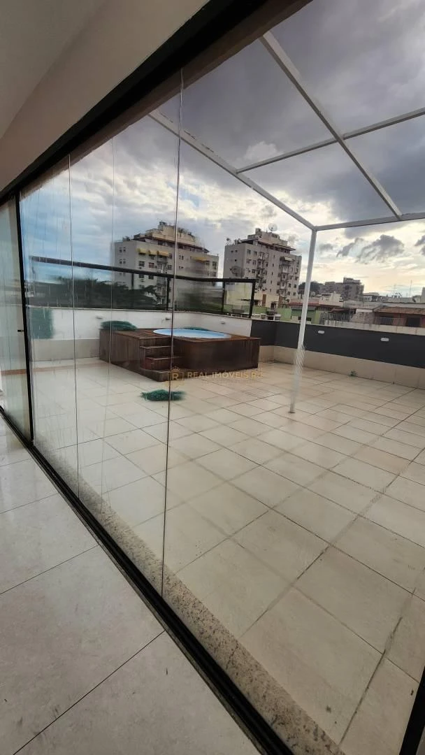 Unfurnished apartment with 3 bedrooms and 2 bathrooms — photo 33