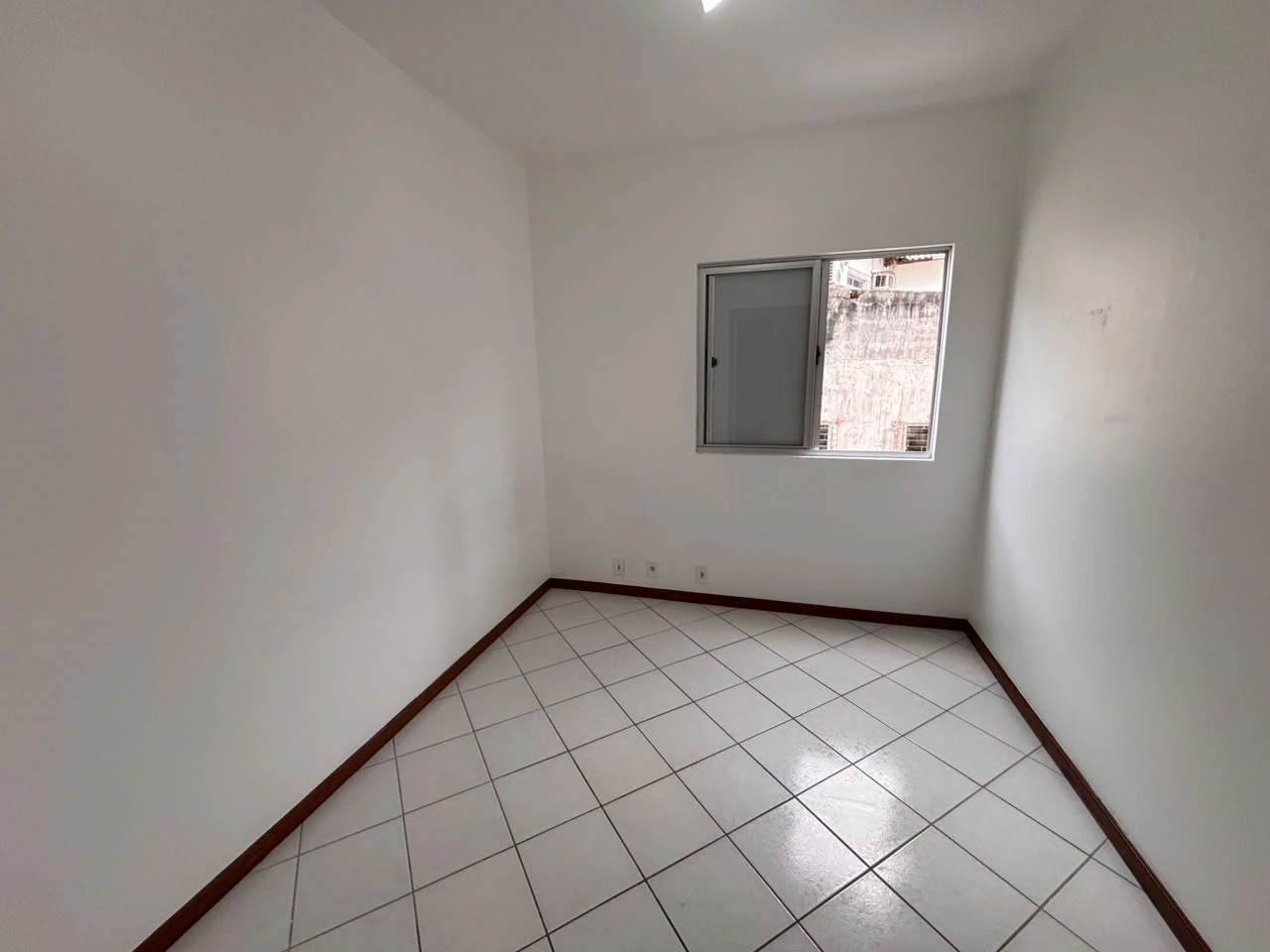 3-bedroom apartment, 1 with its own bathroom, 85 m² — photo 11