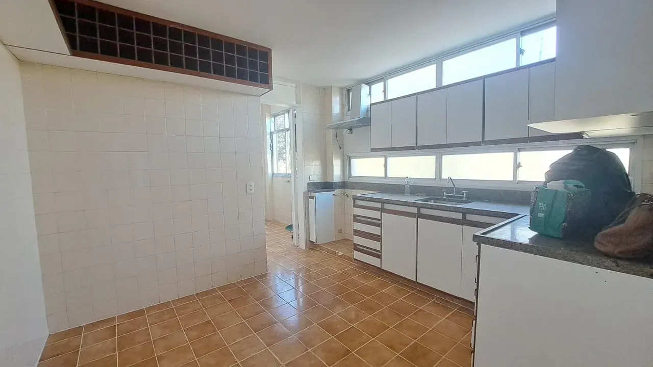 177 m² duplex with 2 bedrooms, 3 bathrooms — photo 12