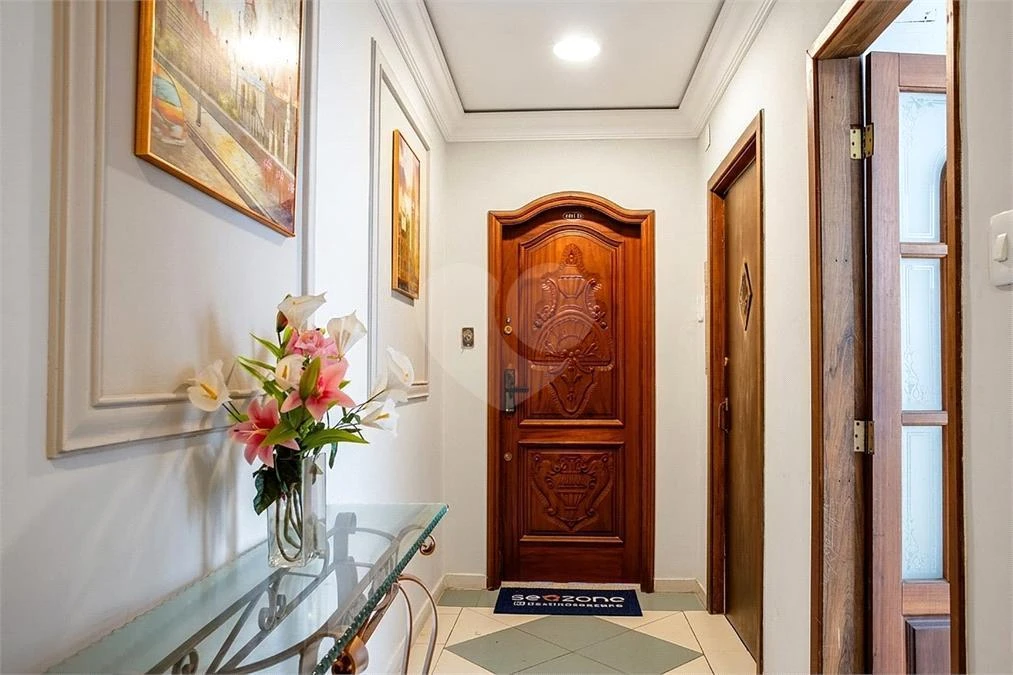 Furnished 127 m² apartment with 3 bedrooms and 3 baths — photo 28