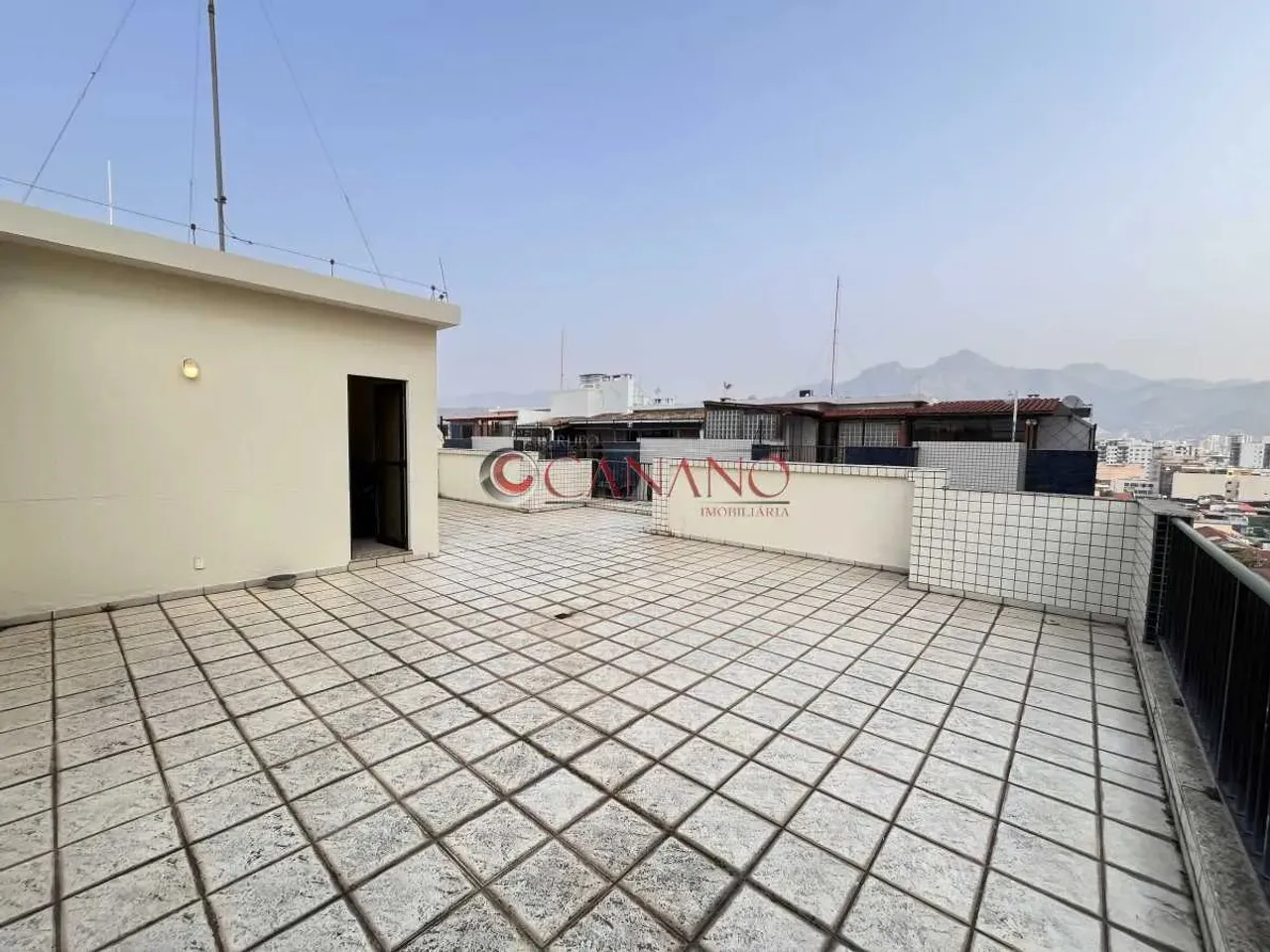Duplex penthouse with 2 bedrooms and 2 bathrooms — photo 14