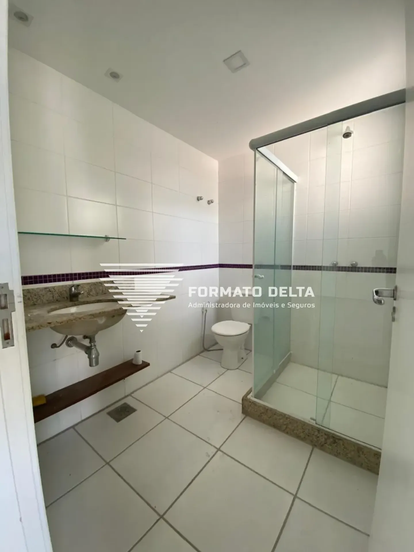 Casa com 3 quartos e 4 banheiros em condomínio fechado — photo 22