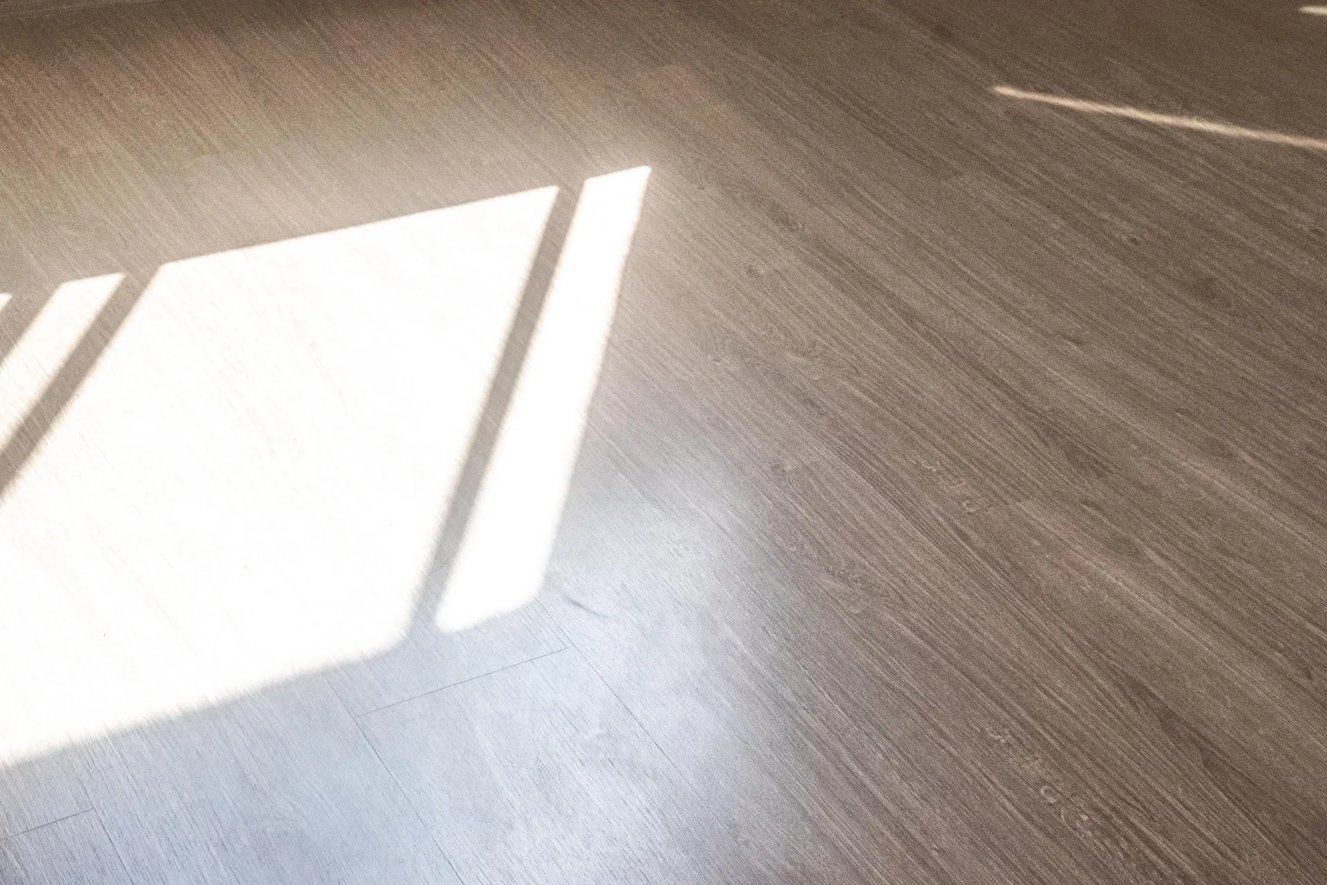Apartamento sin muebles con 2 habitaciones y jardín privado — photo 41