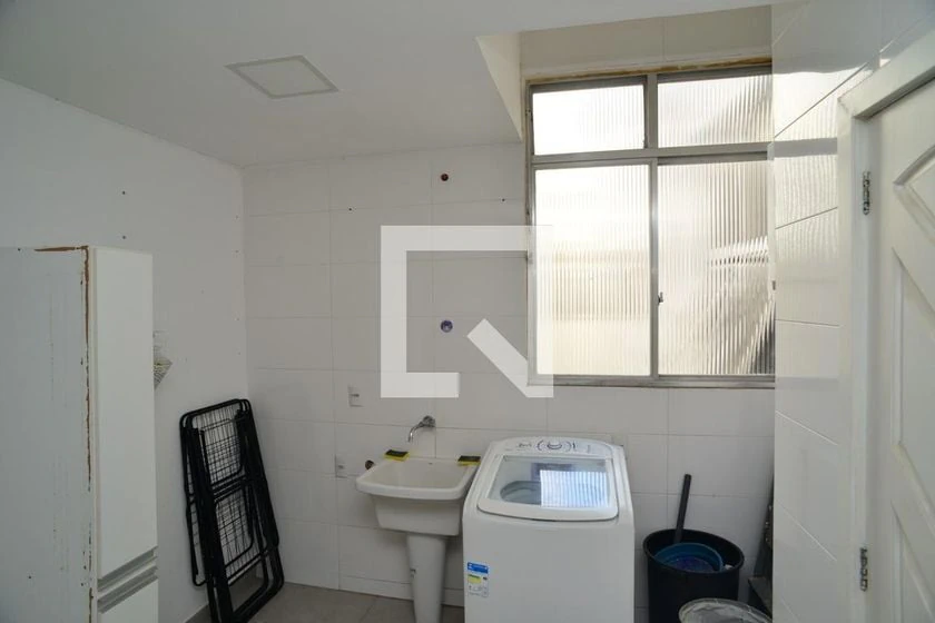 Top-floor rental with 4 bedrooms and 200 m² — photo 6