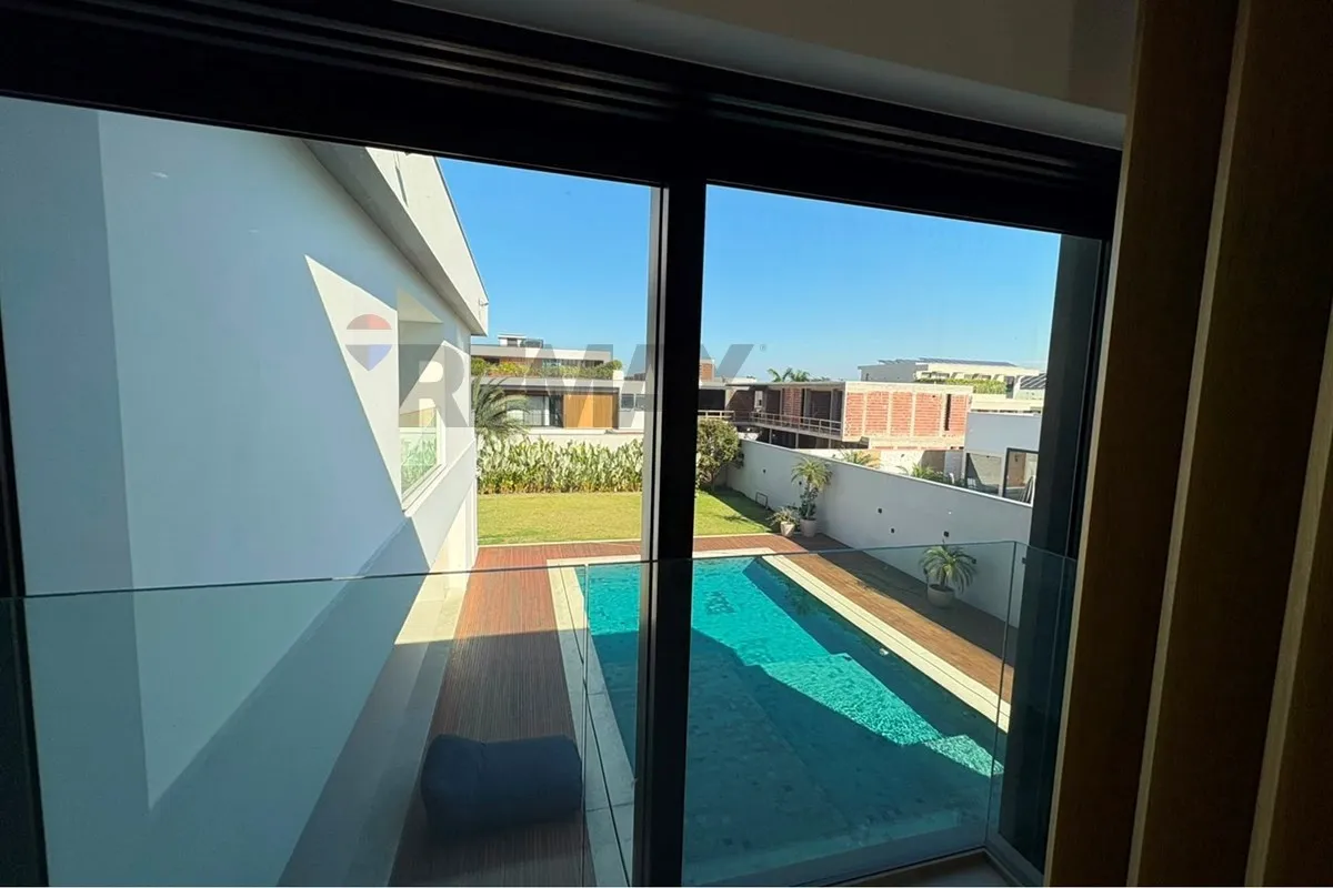 Furnished house with 5 en-suite bedrooms and private BBQ — photo 13