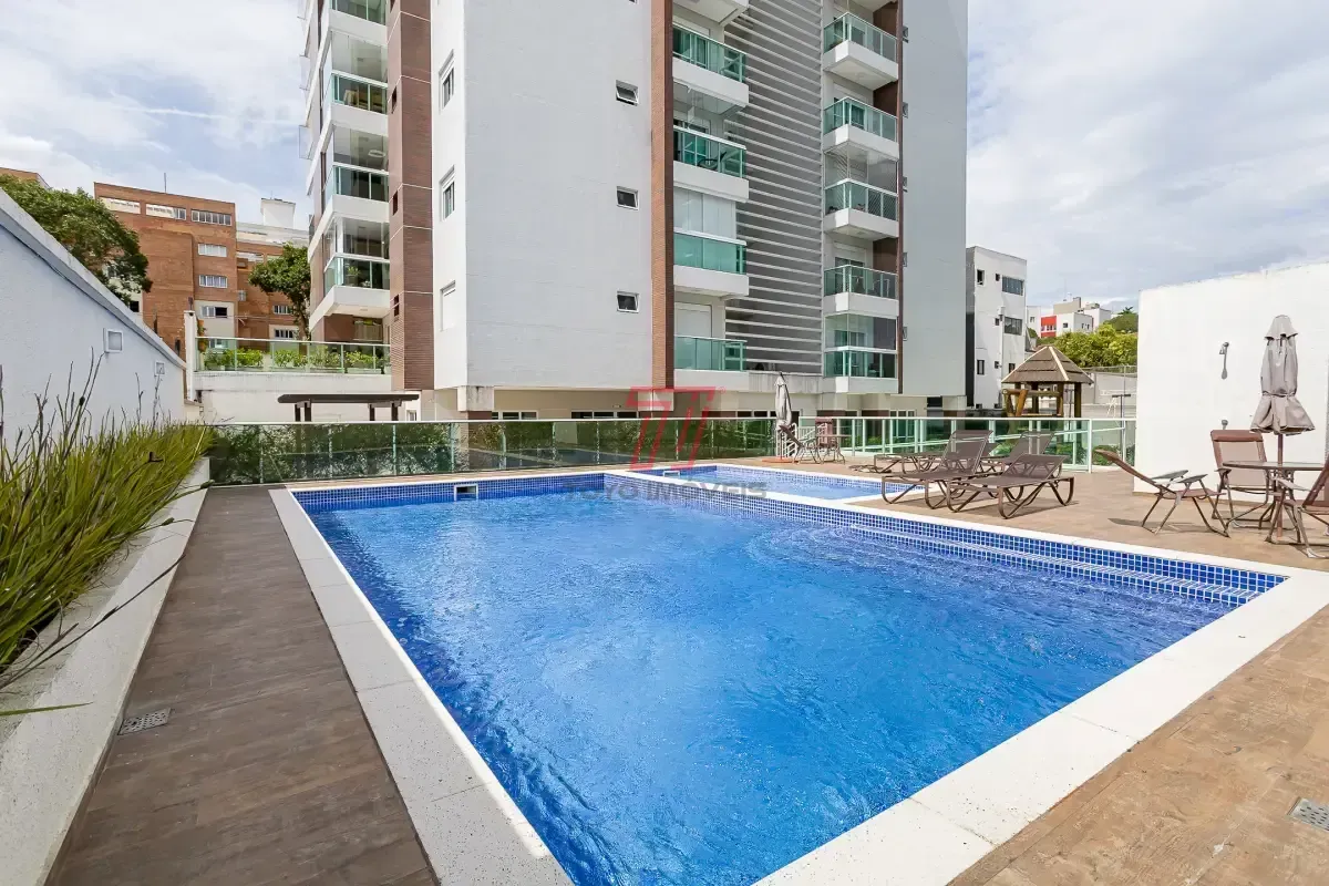 3-bedroom apartment with 197 m², 2 parking spots and balcony — photo 53