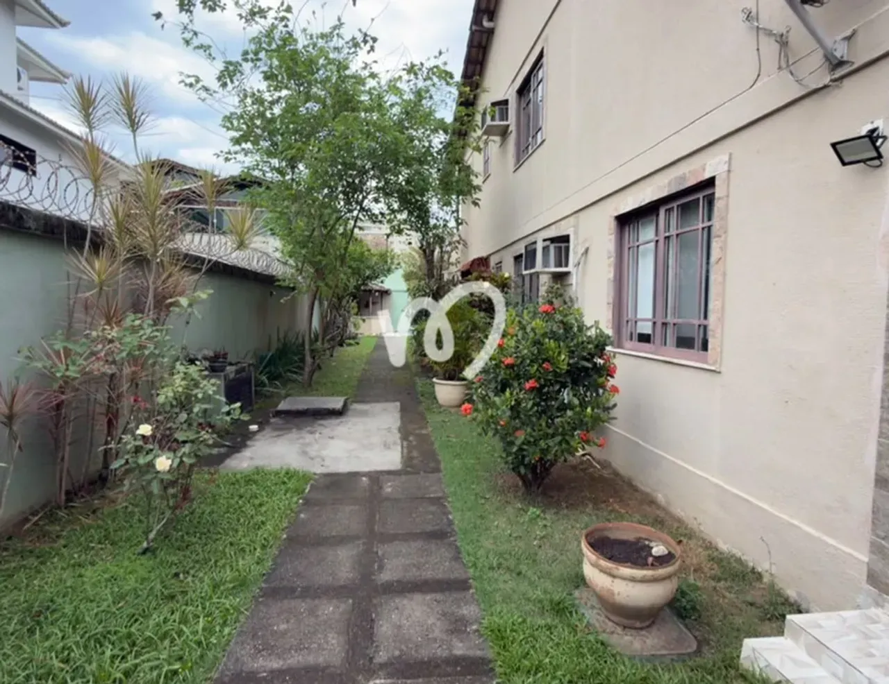 Duplex house with 4 bedrooms and a separate kitchen — photo 17