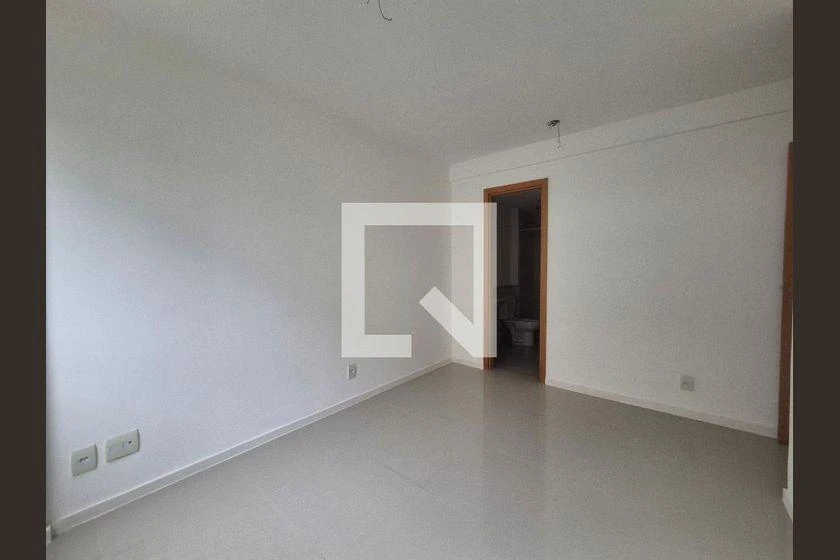 3-bedroom apartment in a building with a gym — photo 24