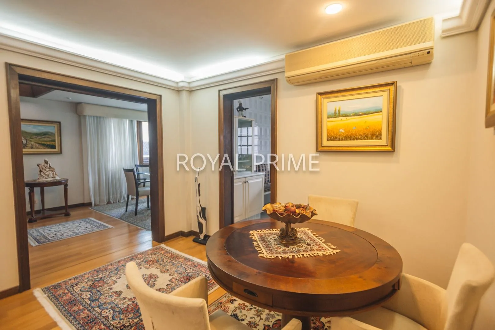 Furnished house in a gated community with 4 bedrooms and 5 baths — photo 20