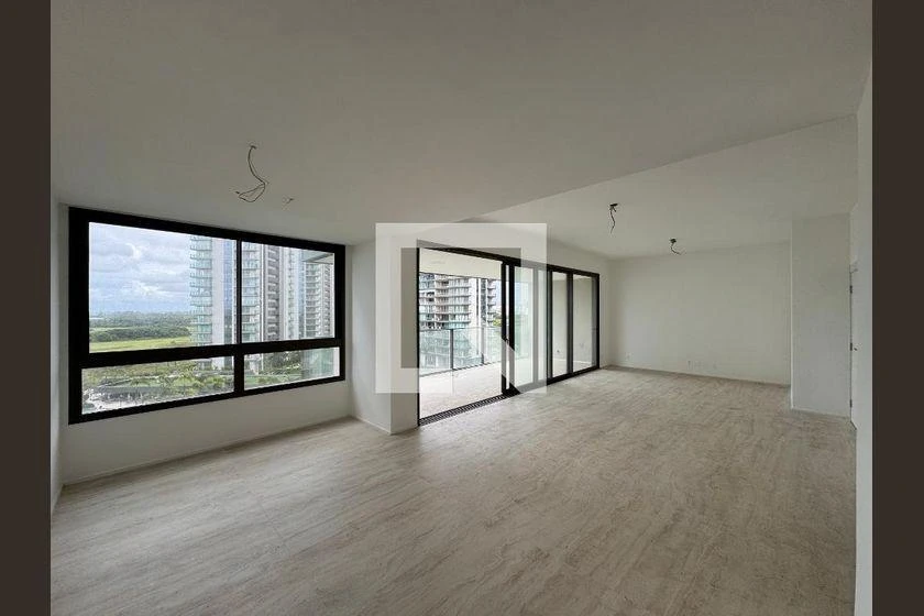 Apartamento com janelas do piso ao teto, Barra da Tijuca — photo 2