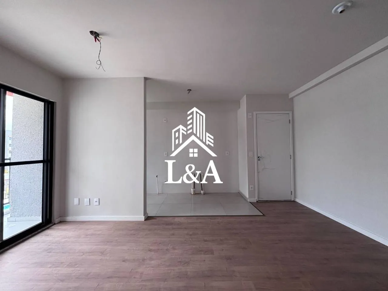 3-bedroom apartment in a building with a pool — photo 19