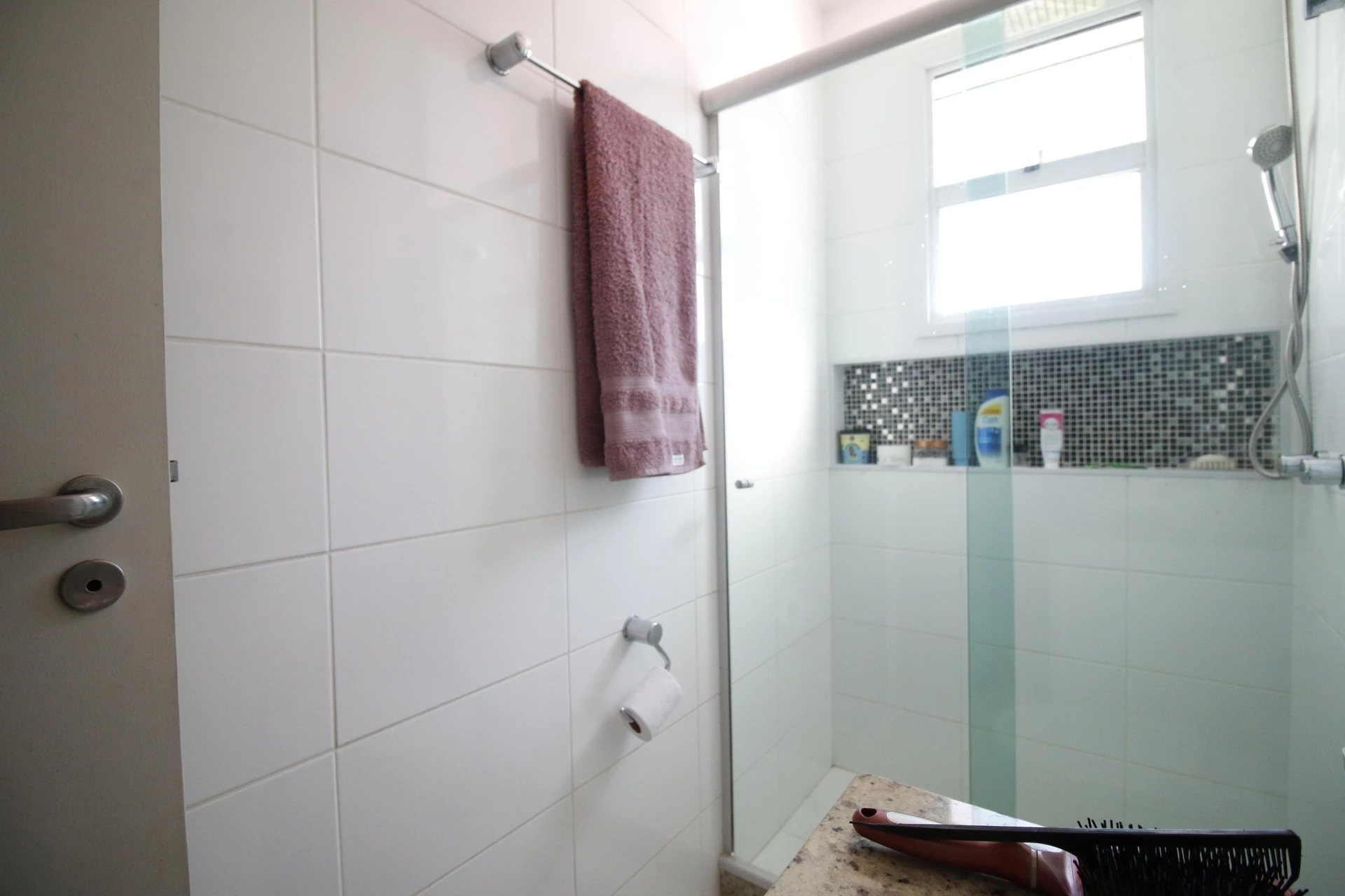 Furnished house, 230 m², with a glass-enclosed balcony — photo 53