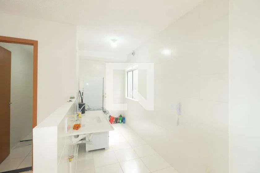 Furnished 2-bedroom apartment with open-plan kitchen — photo 23