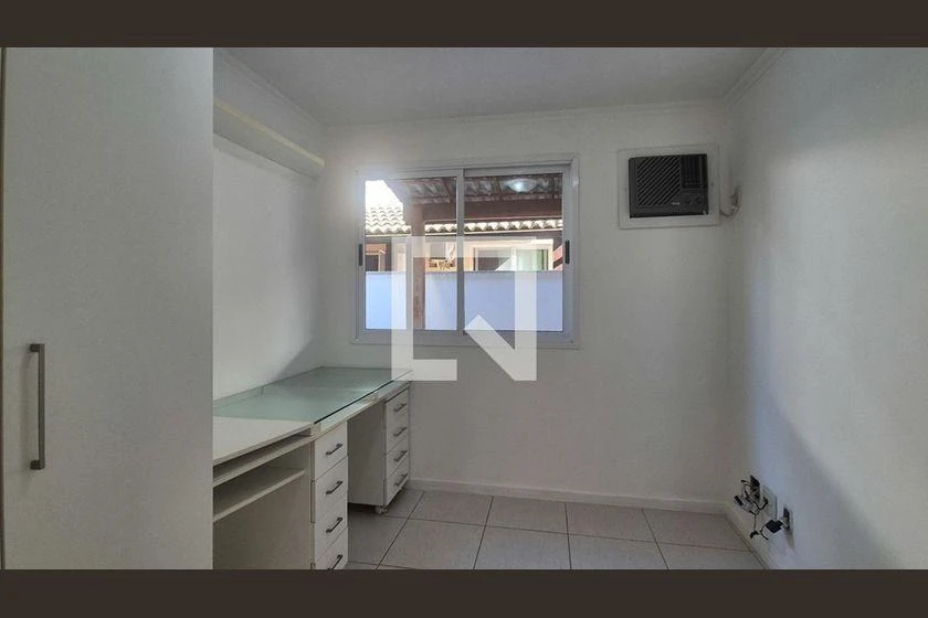 Casa en alquiler con 4 dormitorios y balcón — photo 27