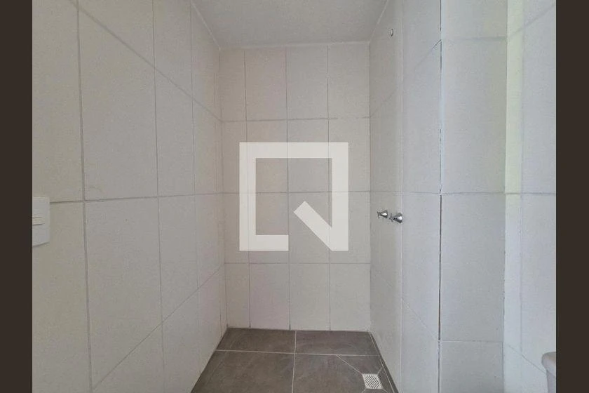 63 m² apartment with a home office and a washing machine — photo 31