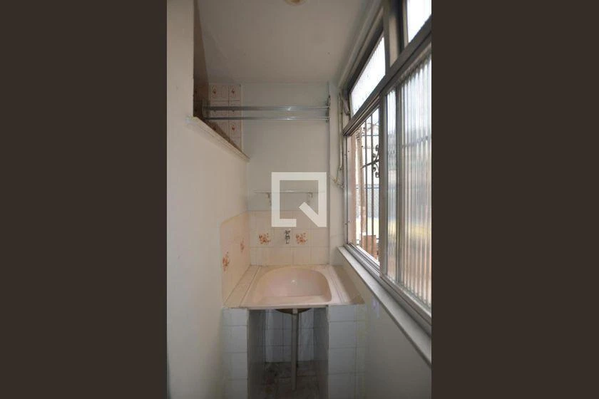 2 quartos e banheira: apartamento de 45 m² — photo 15
