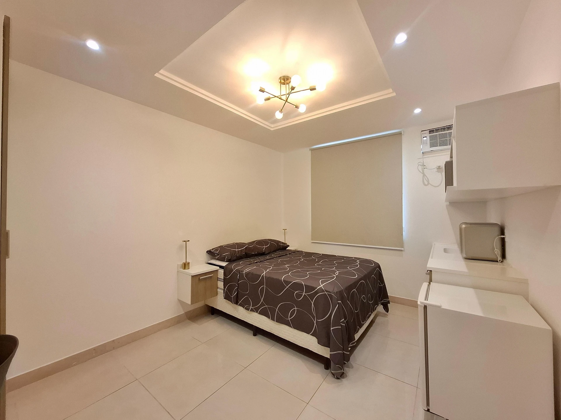 1-bedroom apartment with en-suite and no parking — photo 3