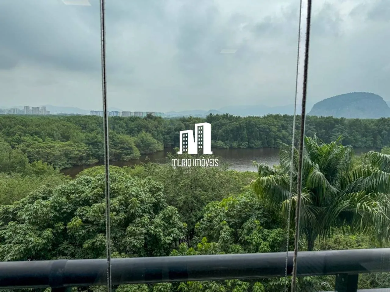 Furnished apartment, 192 m², with a water view — photo 30