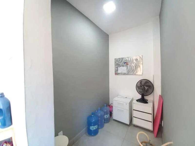 Furnished 75 m² apartment with open-plan kitchen — photo 3