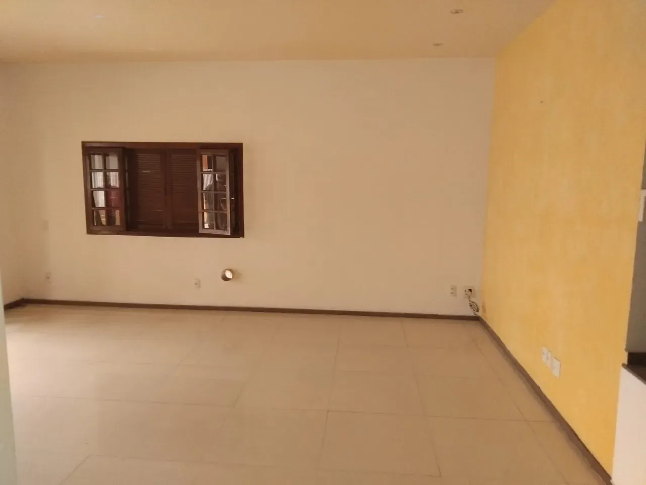 Triplex house with 7 bedrooms and 5 bathrooms — photo 39