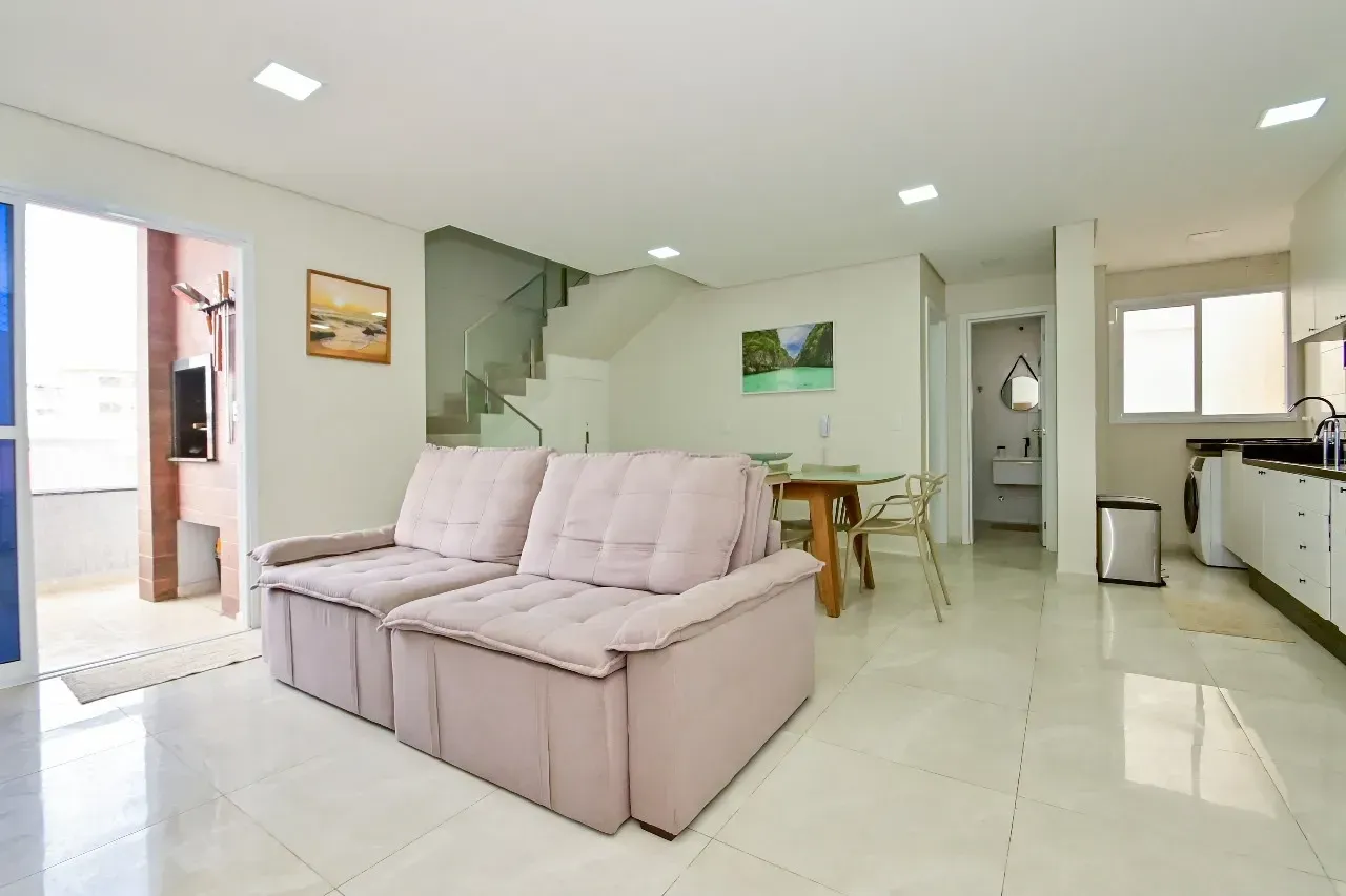 Furnished 1-bedroom apartment with 3 bathrooms — photo 6