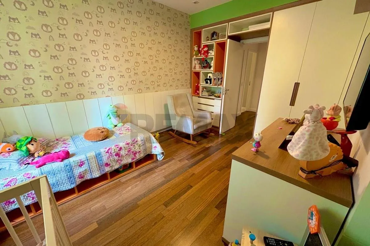 Apartamento de 315 m² com 4 dormitórios e 5 banheiros — photo 21