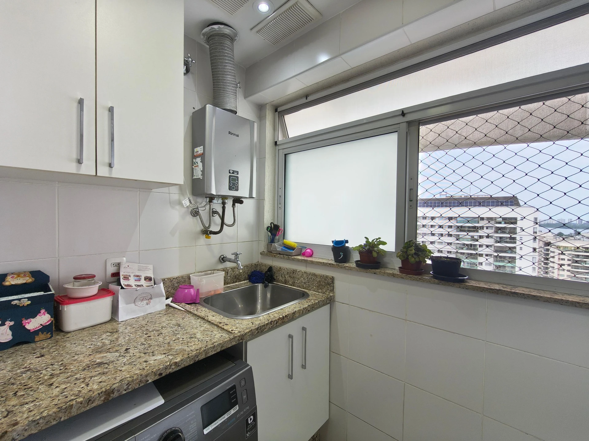 4 quartos e varanda envidraçada: apartamento de 140 m² — photo 29