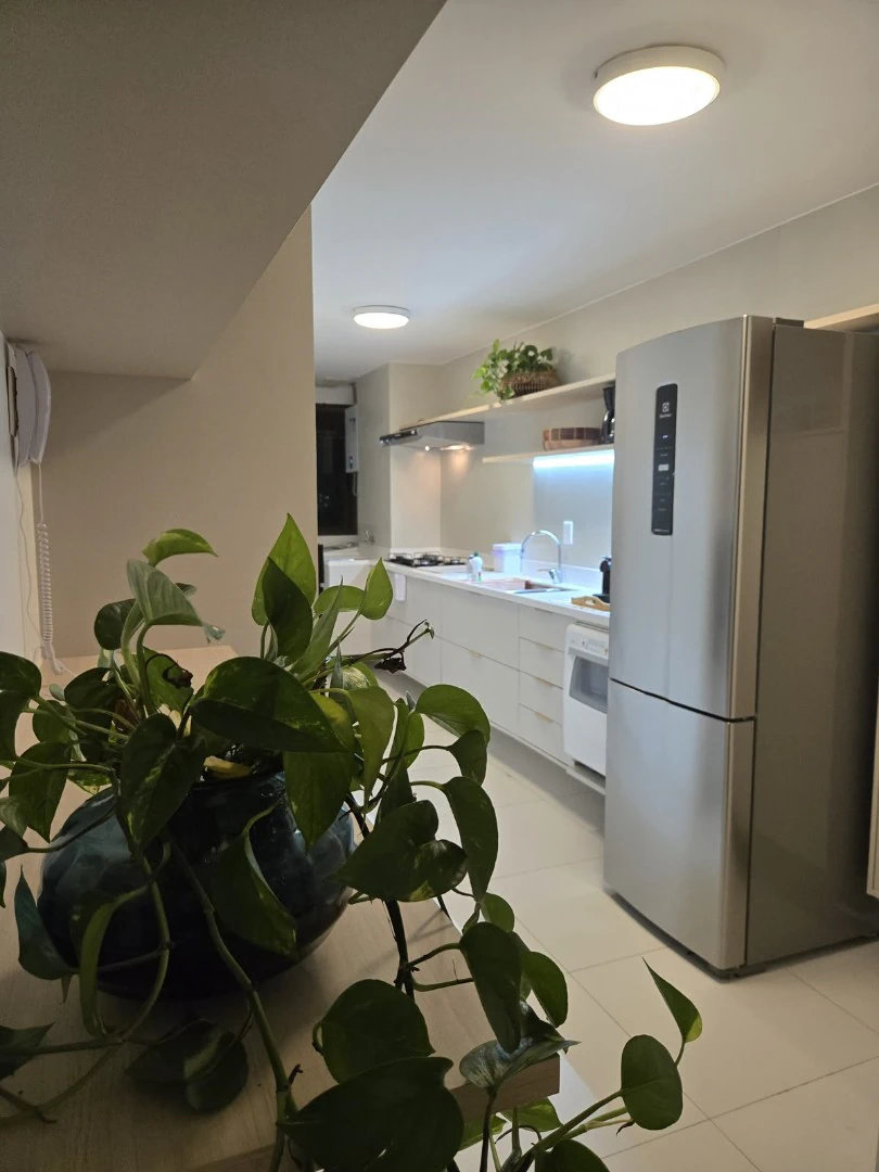 3-bedroom apartment with 3 en-suite baths and 4 total — photo 22