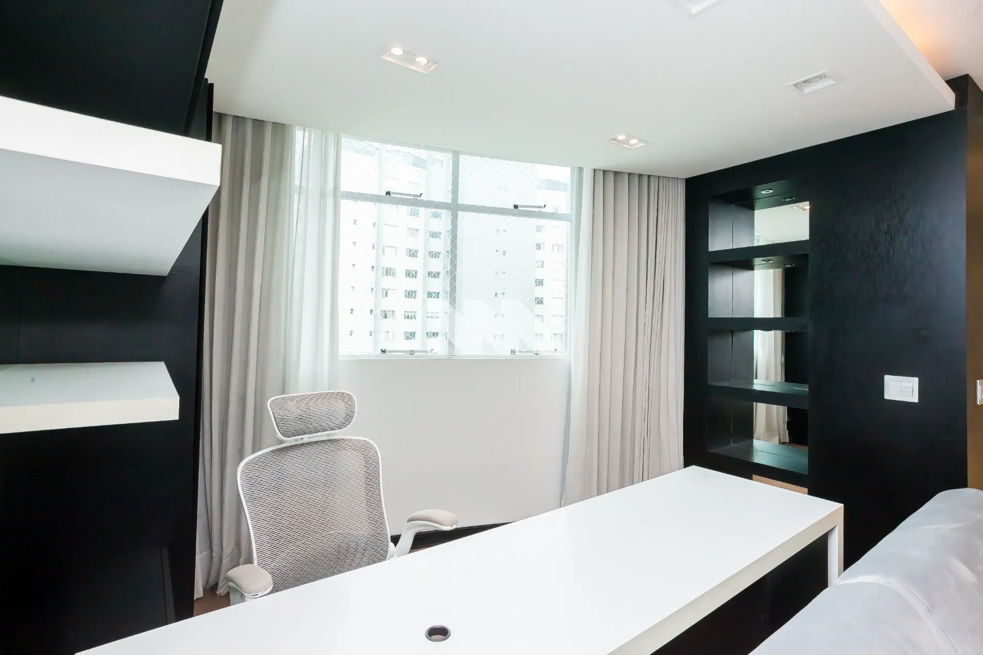Furnished 154 m² apartment on the 9th floor — photo 36